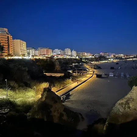 31 Mar A Vista Da Rocha Lejlighed